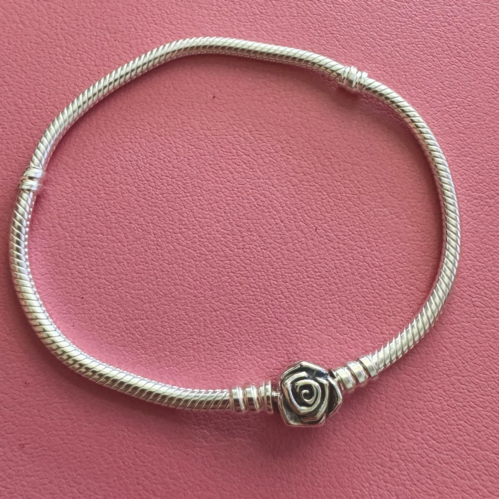 Pandora Rose in Bloom snake chain bracelet size 7.5